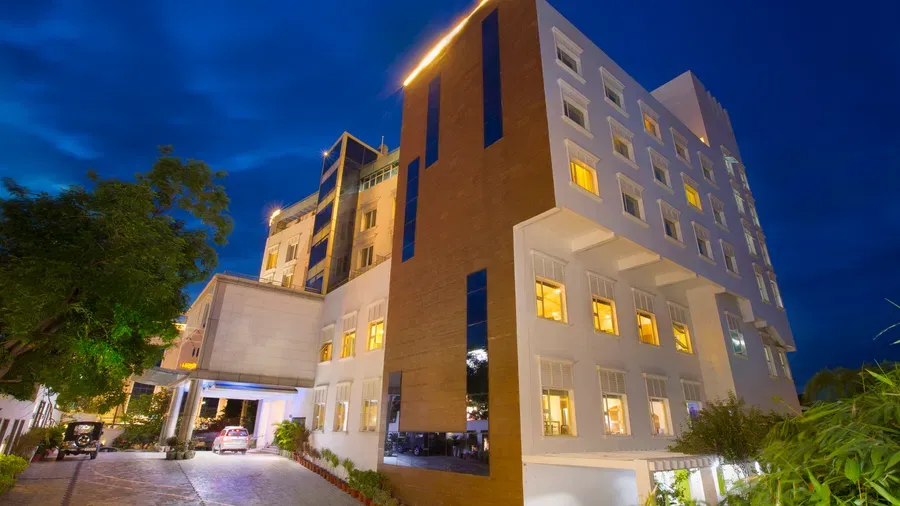Hotel Atithi – TGI Grand, S. V. Patel Salai, Pondicherry