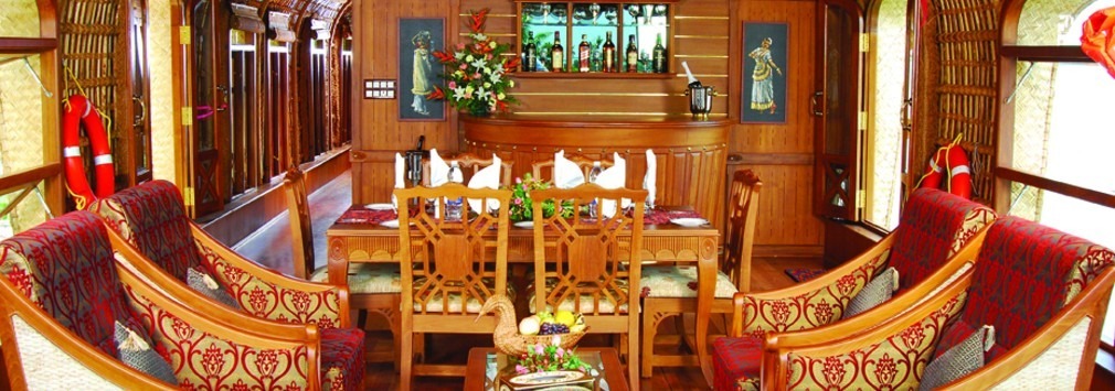 2 Bedroom Houseboat