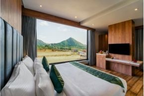 Premier Room