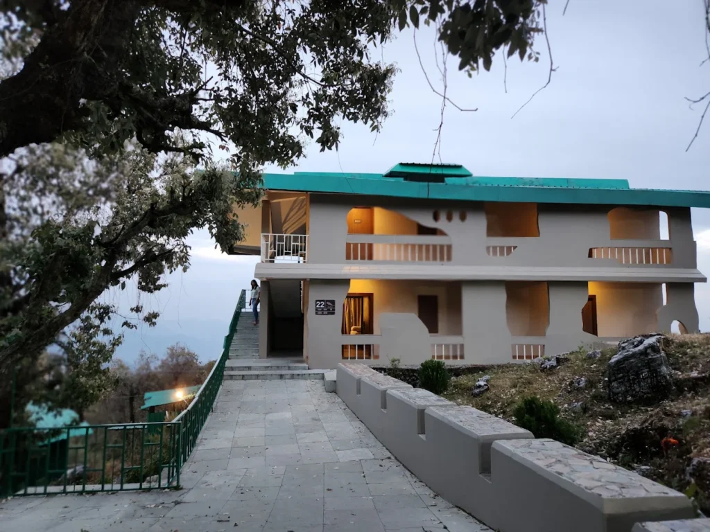  Sterling Mussoorie