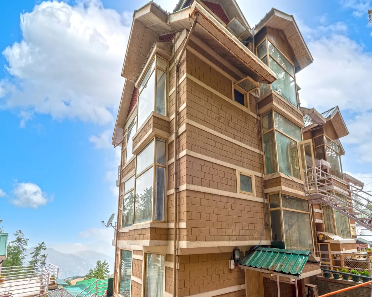 DLS Sunstone Villa